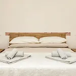 La Spezia - New Home With Netflix & Free Parking